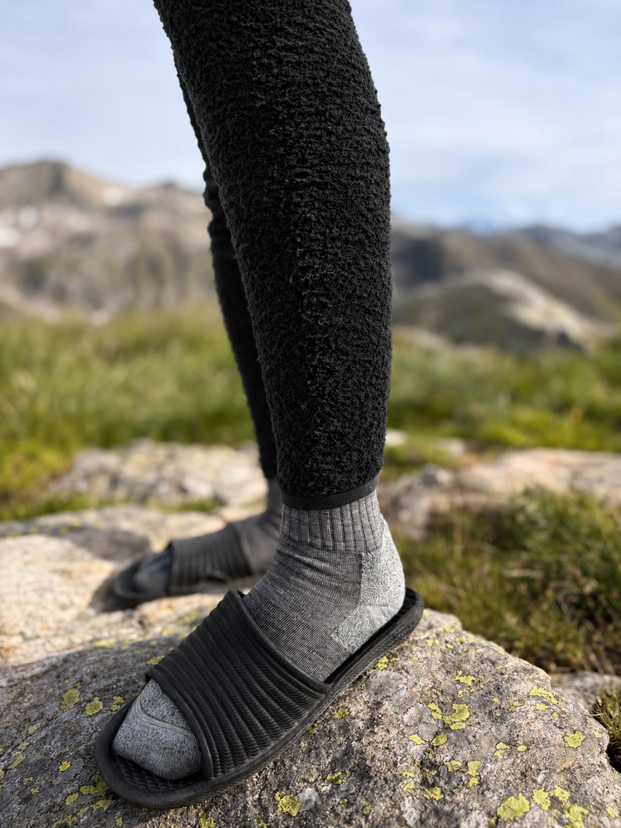 Phantom Alpha Camp Pants & Half Zip in Schwarz